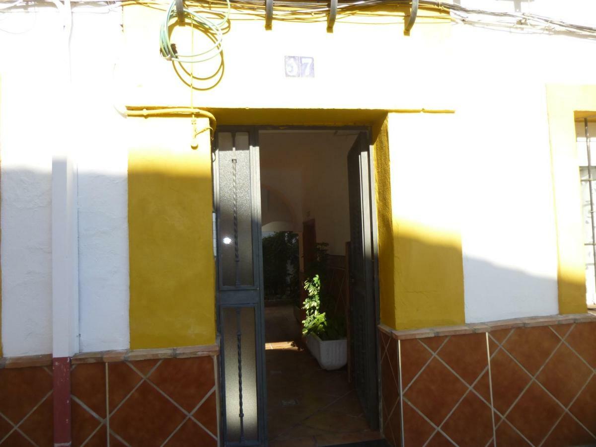 Sleep & Shower In A Typical District Córdoba Exteriör bild